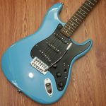 Squier Stratocaster Sonic Series in California Blue - Image 2