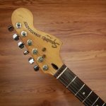 Squier Stratocaster Standard Series Candy Apple Red - Image 9