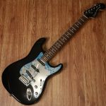 Squier Stratocaster Standard Special Edition Black Mirror SSS